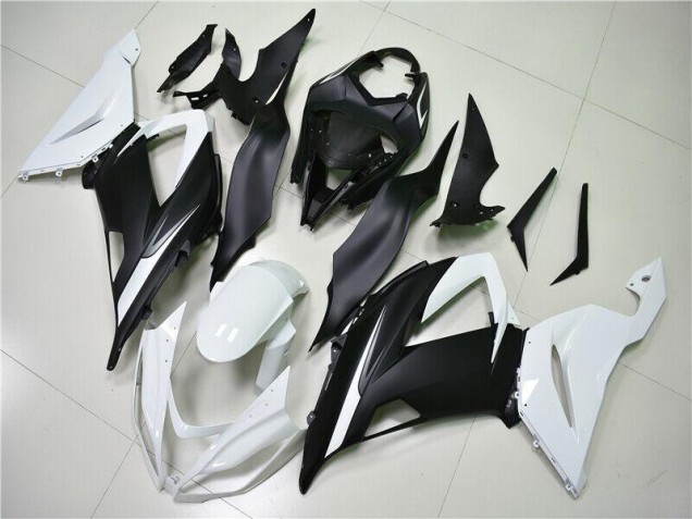 ABS Plastica & Carene Kawasaki ZX6R 13-18 - Bianco Nero ABS Plastica & Carene Kawasaki ZX6R 13-18 - Bianco Nero