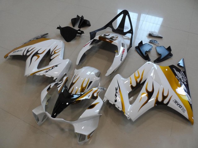 Carene Honda VFR 800 02-13 - Bianco Oro Nero Fiamma Carene Honda VFR 800 02-13 - Bianco Oro Nero Fiamma