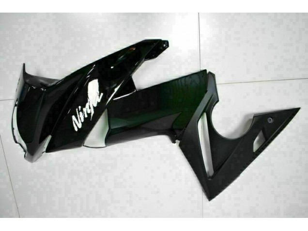 Carene Kawasaki EX650 09-11 - Lucido Nero Carene Kawasaki EX650 09-11 - Lucido Nero