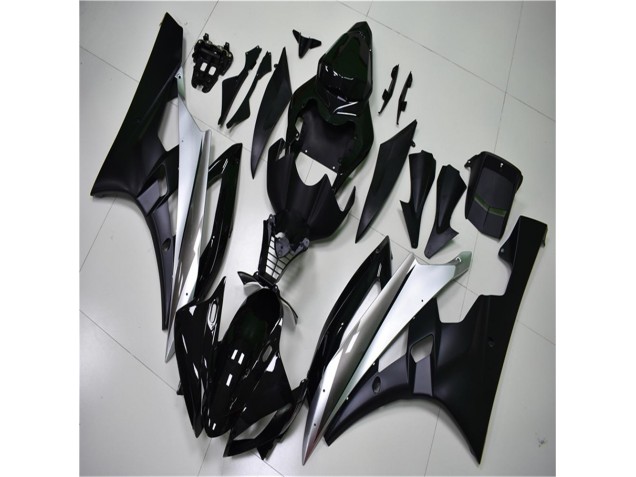 Carene & Plastica Yamaha R6 06-07 - Argento Nero Carene & Plastica Yamaha R6 06-07 - Argento Nero