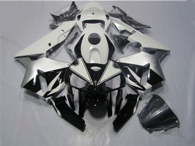 Kit Carene Completa Honda CBR 600 RR 05-06 - Nero Bianco Kit Carene Completa Honda CBR 600 RR 05-06 - Nero Bianco