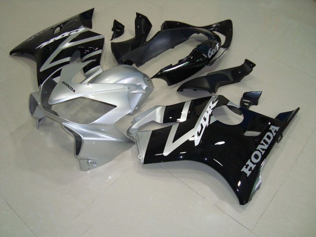 Kit Completo Carenatura ABS Honda CBR 600 F4i 04-07 - Nero Argento Kit Completo Carenatura ABS Honda CBR 600 F4i 04-07 - Nero Argento