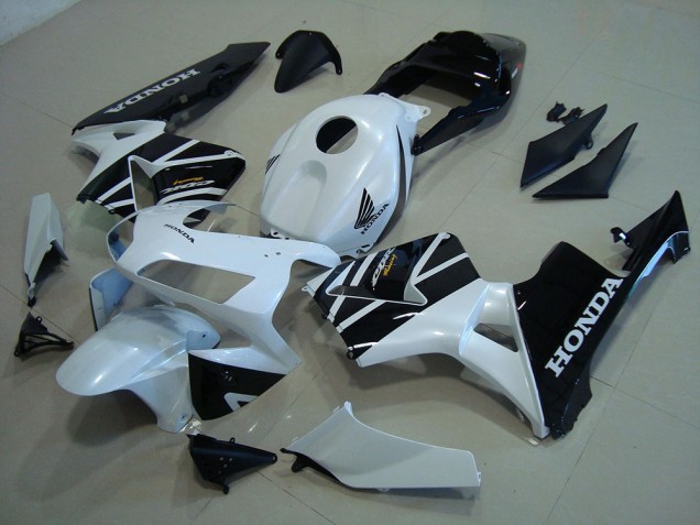 Kits Carene & Plastica Honda CBR 600 RR 03-04 - Bianco Nero Kits Carene & Plastica Honda CBR 600 RR 03-04 - Bianco Nero