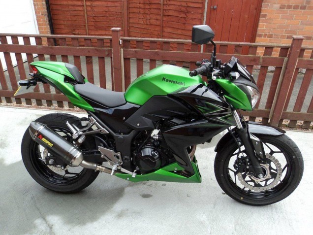 Carena Moto Kawasaki Z250/Z300 2015-2016 - Verde Nero Opaco